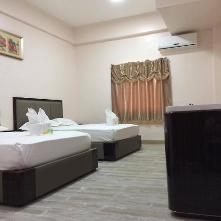 Meaco Royal Hotel - Lipa Lipa City Extérieur photo