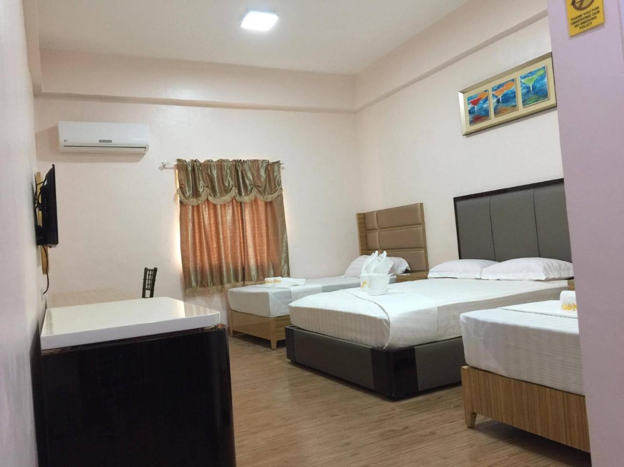 Meaco Royal Hotel - Lipa Lipa City Extérieur photo