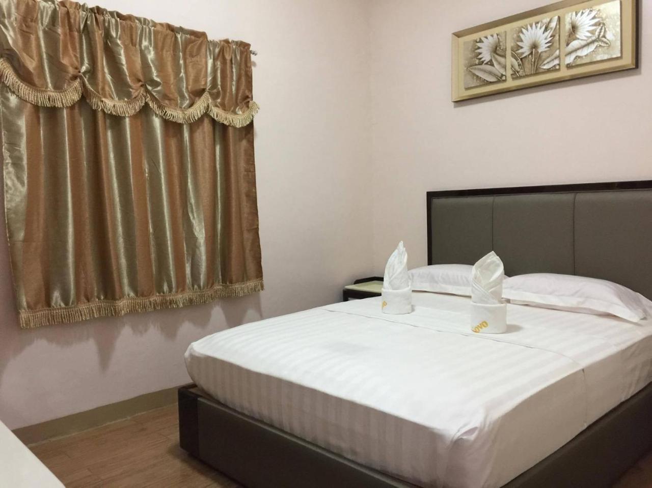 Meaco Royal Hotel - Lipa Lipa City Extérieur photo