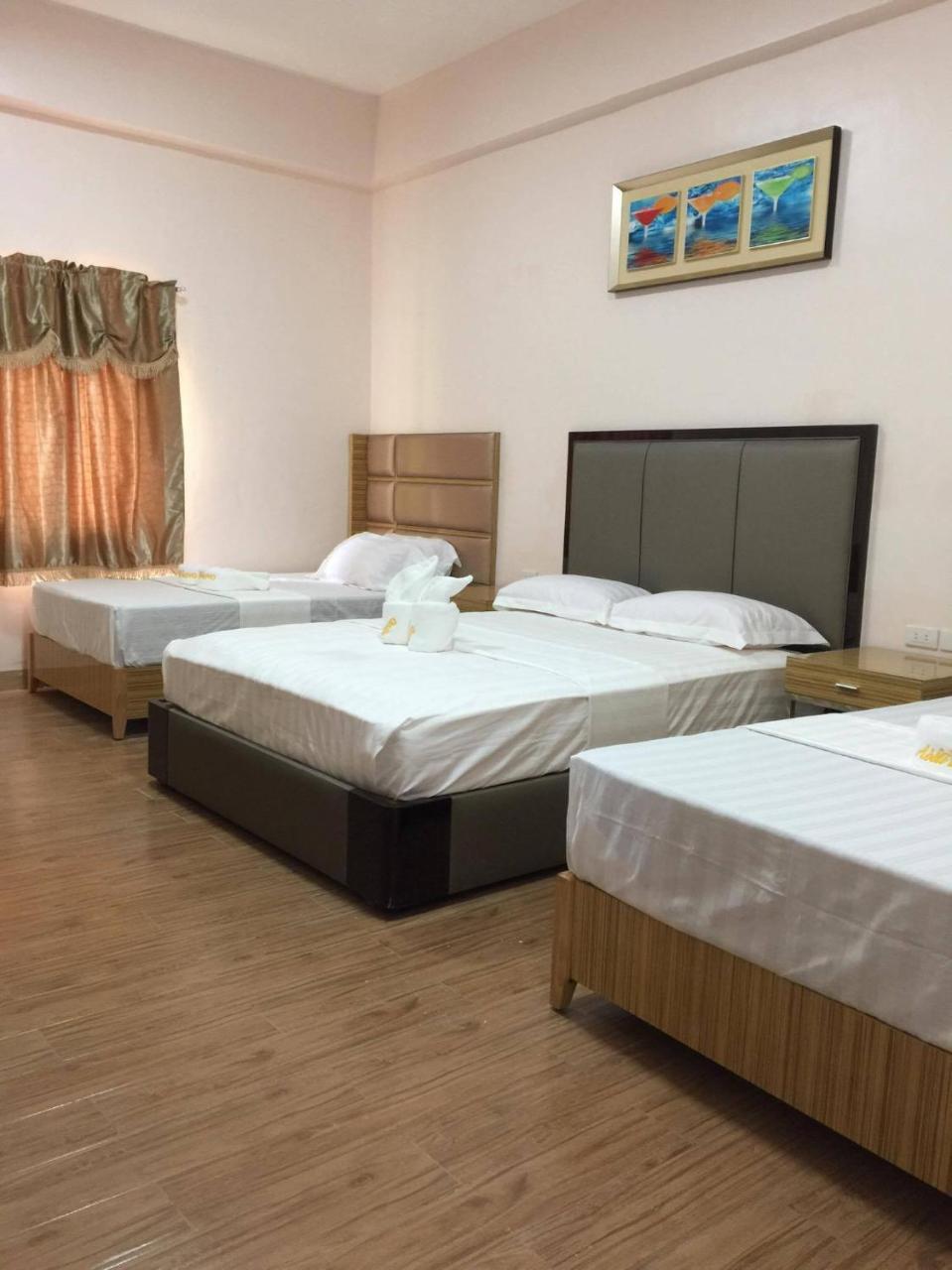 Meaco Royal Hotel - Lipa Lipa City Extérieur photo