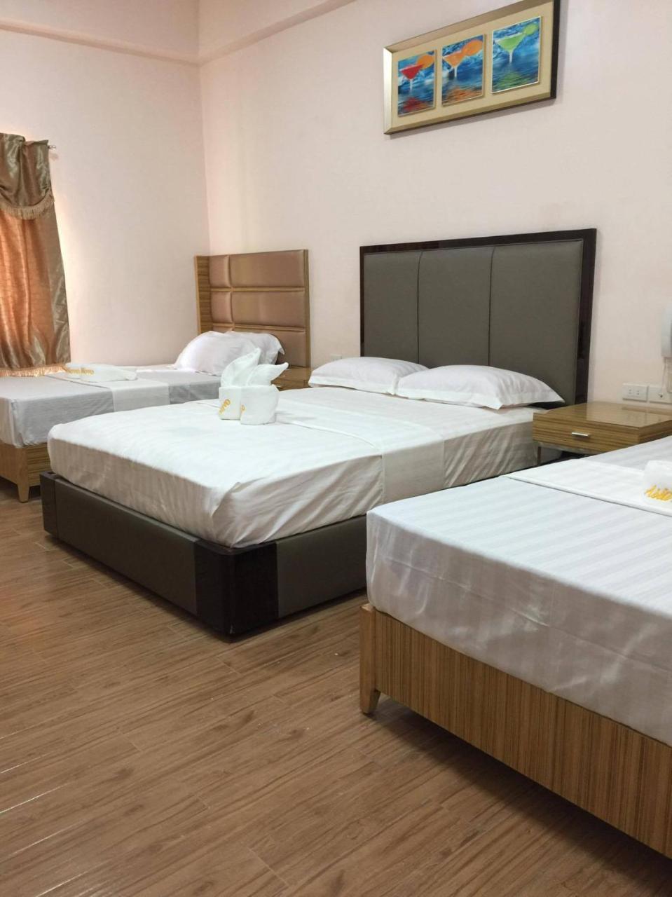 Meaco Royal Hotel - Lipa Lipa City Extérieur photo